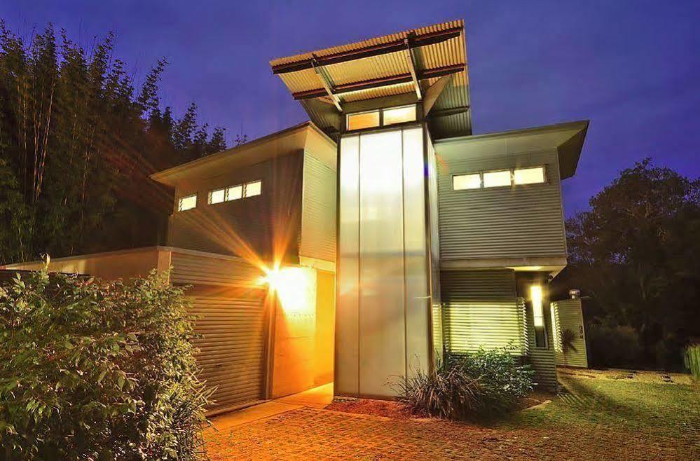 Crescent Head Spa Villa Exterior photo